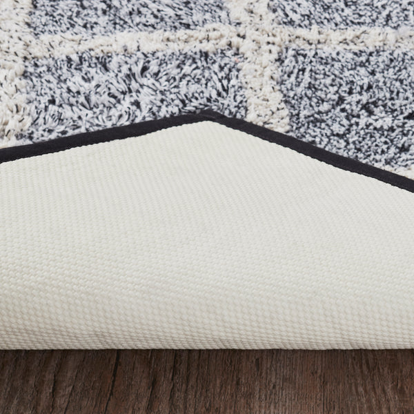 Frayed Lattice Creme & Black Bathmat 27x48