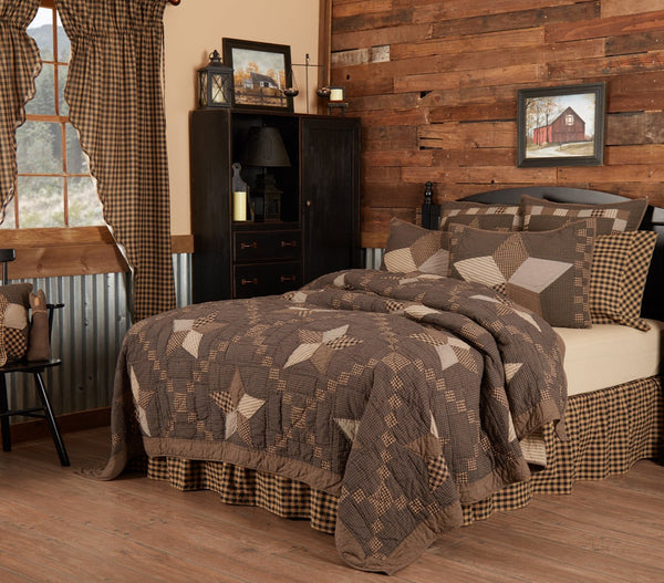 Farmhouse Star Twin Quilt 70Wx90L