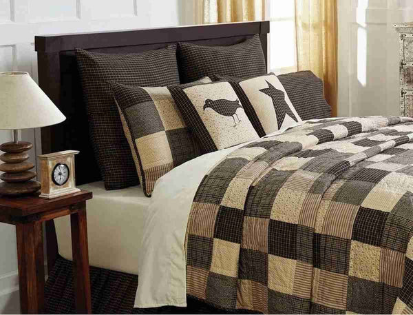 Kettle Grove Twin Quilt 70Wx90L, Primitive Country Farmhouse Black Tan Creme Quilted Patchwork Bedding Primitive Country Farmhouse.