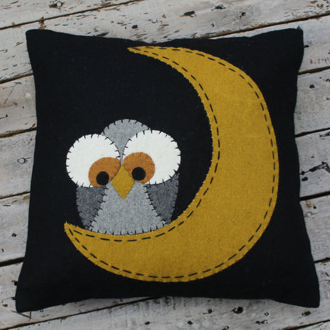 The Owl Knows Black Pillow