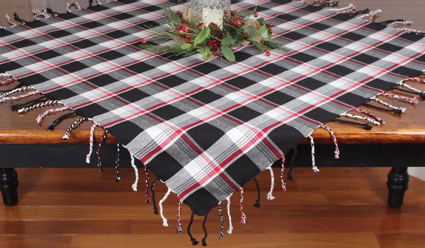 Winter Plaid Table Square 36"