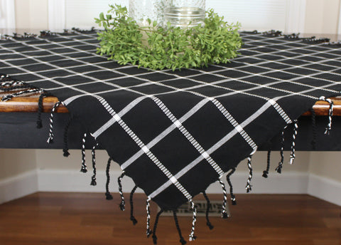 Blackstone Plaid Table Square 36"