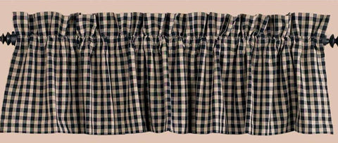 This primitive Heritage House Check Valance is beautiful in its simplicity! The uncomplicated yet popular black & tan check provides a charming backdrop for any decor! 