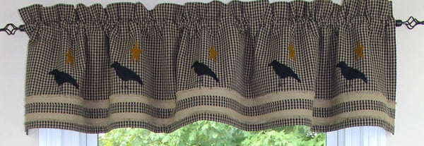 Bring country charm to the window with the Newbury Gingham Black Crow Valance. Classic Newbury gingham with black crow applique and rough edge trim. Made of 100% cotton and fully lined. Dry Clean.