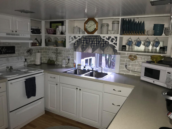 York Lights Lined Point Valance - Blue