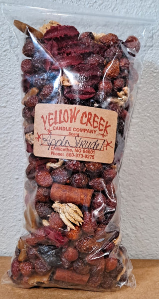 Apple Strudel rosehips fill your room with fragrance and function.  The half pound bag of rosehips can be used as a bowl filler, in a candle tray, etc. Visit website for FREE s/h & discount offers. Primitive Country Farmhouse Home Decor Accessories.