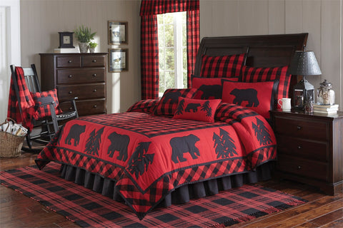 The Buffalo Check King Quilt has a fun and stylish pattern for your bedroom decor! Red and black buffalo checks are vintage and cutting edge country decor at the same time! To add buffalo check to more than just your bed, see all of our Buffalo Check Home Decor! 