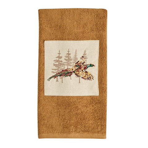 Add warmth and a touch of the outdoors to your bathroom with the Gamekeeper Terry Fingertip Towels! The farmhouse tan tone and majestic bird flying in the wilderness is perfect for your country bathroom decor! Complete the look with the Gamekeeper Terry washcloths, hand and bath towels!