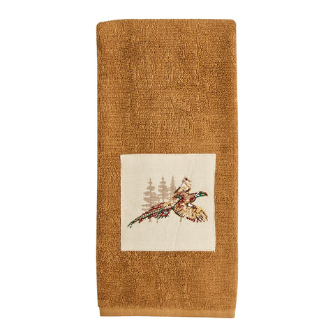 Add warmth and a touch of the outdoors to your bathroom with the Gamekeeper Terry Hand Towel! The farmhouse tan tone and majestic bird flying in the wilderness is perfect for your country bathroom decor! Complete the look with the Gamekeeper Terry washcloths and fingertip and bath towels!