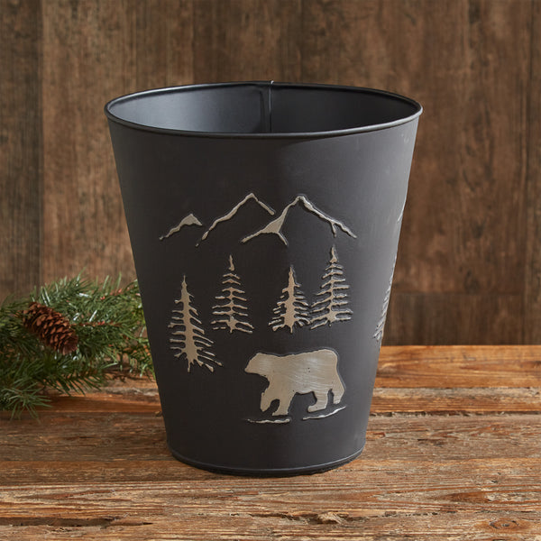 Add a beautiful wildlife touch to your bathroom decor with the Black Bear Waste Basket! Complete the look with the complementary hooks, toilet tissue holder, and towel bars!