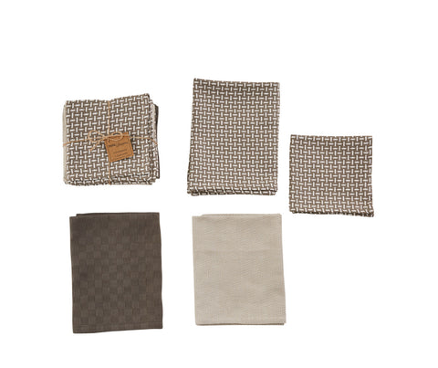 WEATHERED OAK DECORATIVE DISHTOWEL