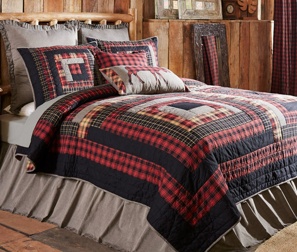 Cumberland California King Quilt 130Wx115L, chili pepper reds, caviar blacks, and natural tans in four large log cabin blocks, Primitive Country Farmhouse Quilted Bedding Home Decor.