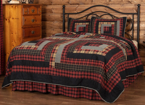 Cumberland Queen Quilt Set; 1-Quilt 90Wx90L w/2 Shams 21x27