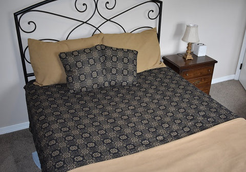 Gettysburg Black/Tan King Bed Cover 110"X120", Primitive Country Colonial Home Decor Bedding.