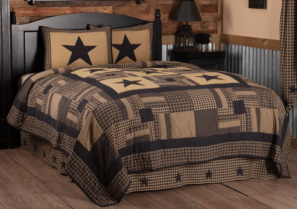 Black Check Star California King Quilt Set; 1-Quilt 130Wx115L w/2 Shams 21x37, 5-point star and confetti block patches accented with solid and check fabric borders, black and tan, Primitive Country Farmhouse Bedding Home Decor.